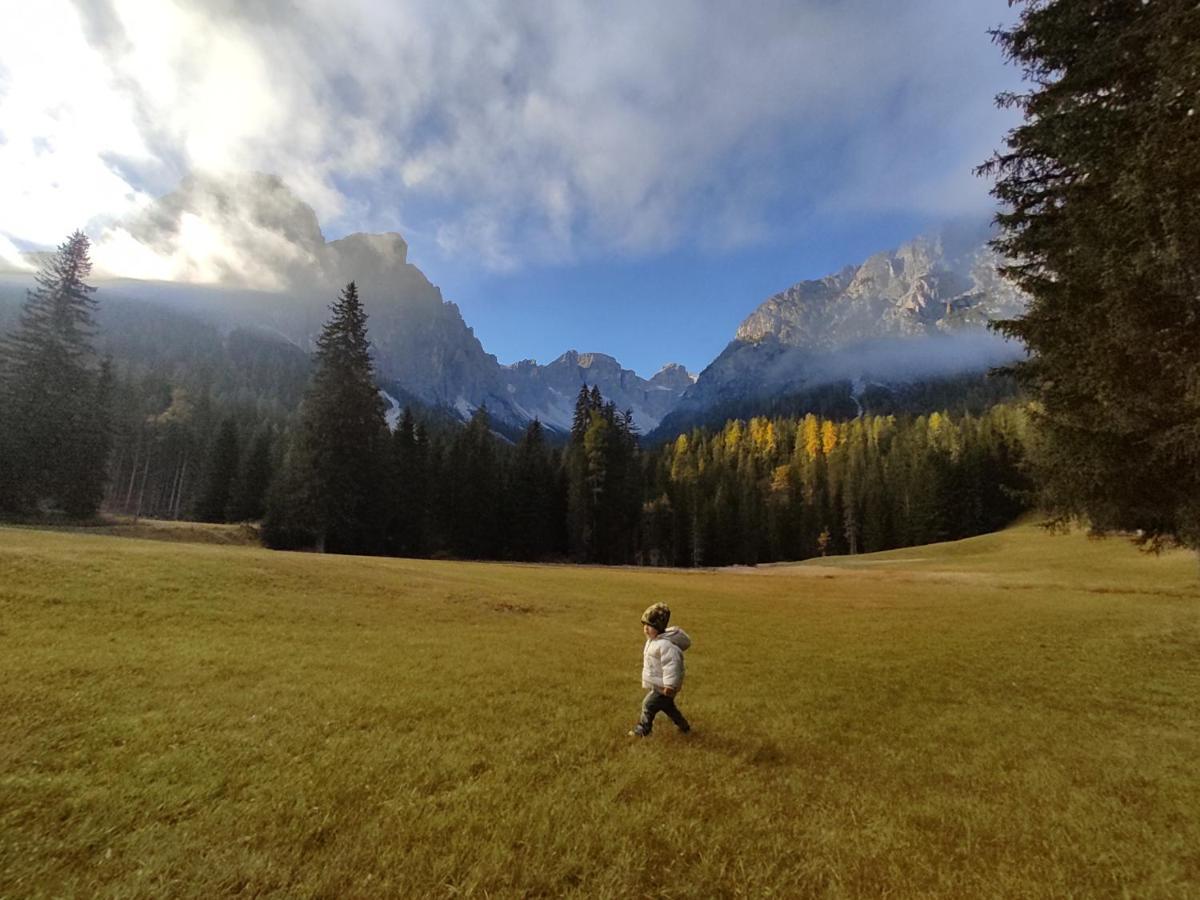 Luech De Corona Frena Exteriér fotografie